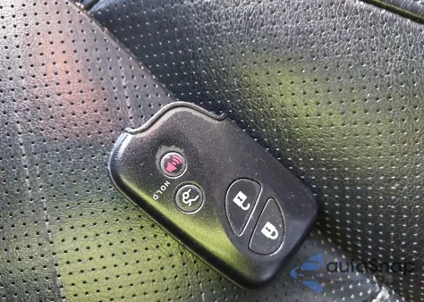 2011 Lexus Es 350 z USA, uszkodzony, nr VIN JTHBK1EG5B2425900